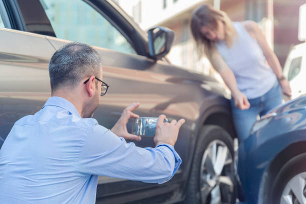 Professional Commercial Auto Insurance technician working in Sauk Rapids, MN